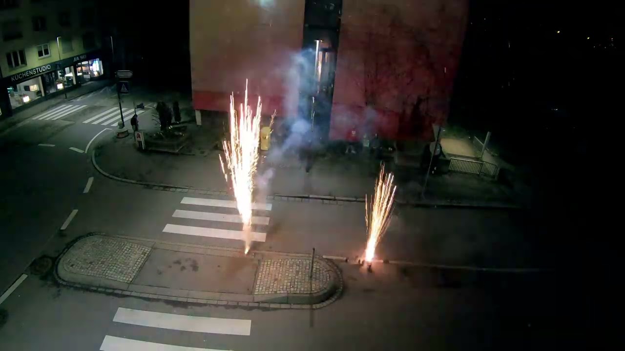 Und wieder ein neues Feu...Jahr - Happy New Year 2024!