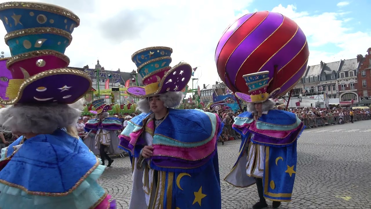 défilé 15 août cambrai 2023 (16)