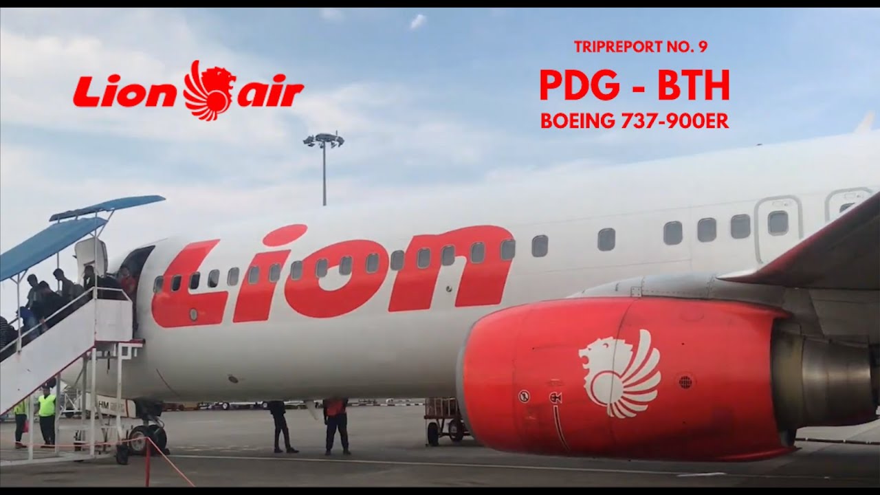 Lion Air Padang to Batam Boeing 737-900ER