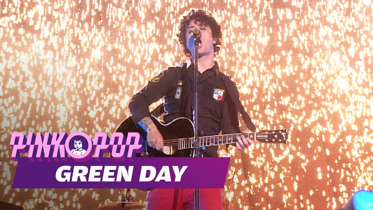 Green Day - '21 Guns' [HD] | Live at Pinkpop 2010