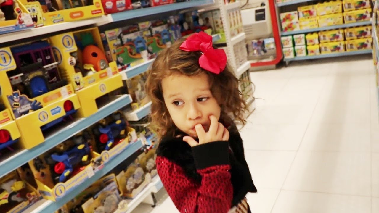 HISTORINHA - VALENTINA  NO SHOPPING