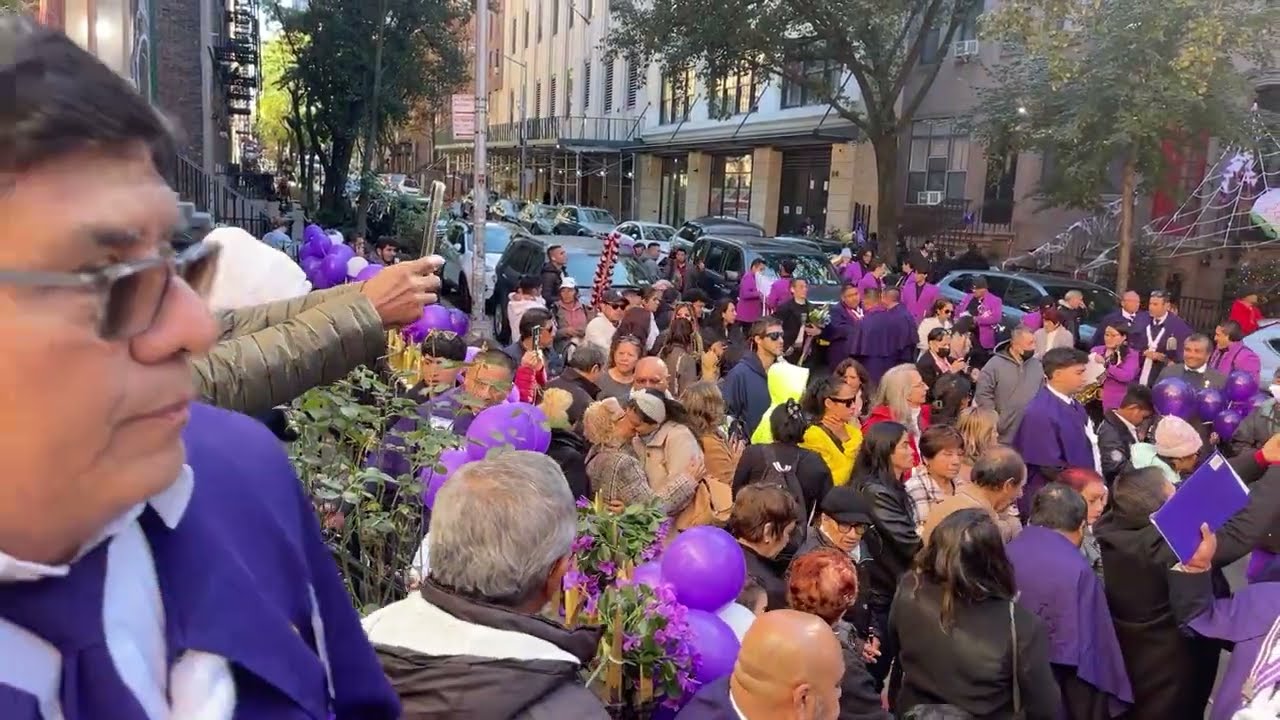 La Procession mas grande del señor de los Milagros en Manhattan 2024