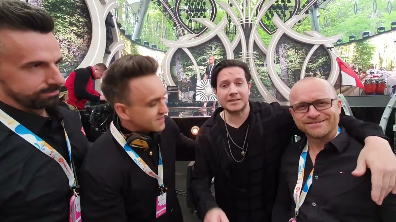 Komodo x Thomas Sykes