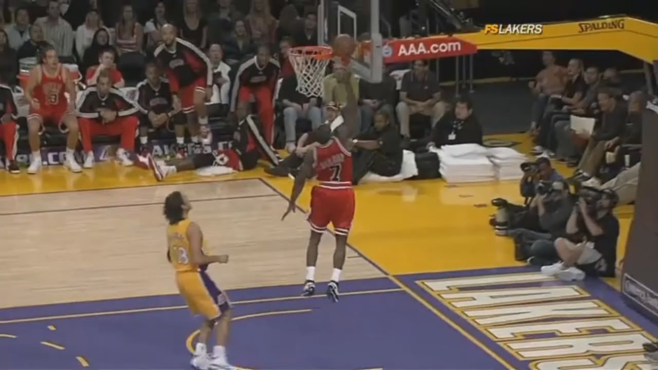 Ben Gordon 23 Points 4 Ast @ Lakers, 2008-09.