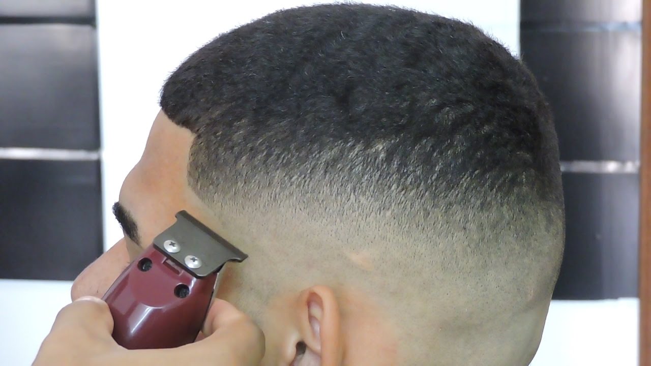 CORTE NAVALHADO PASSO A PASSO - FeeR Barbearia