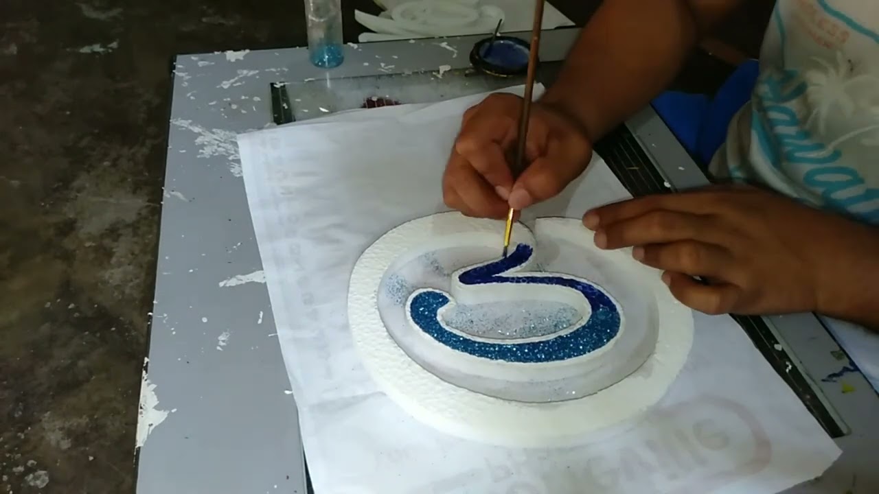 Putting some glitter on a styro letter cut outs | how to put glitters 