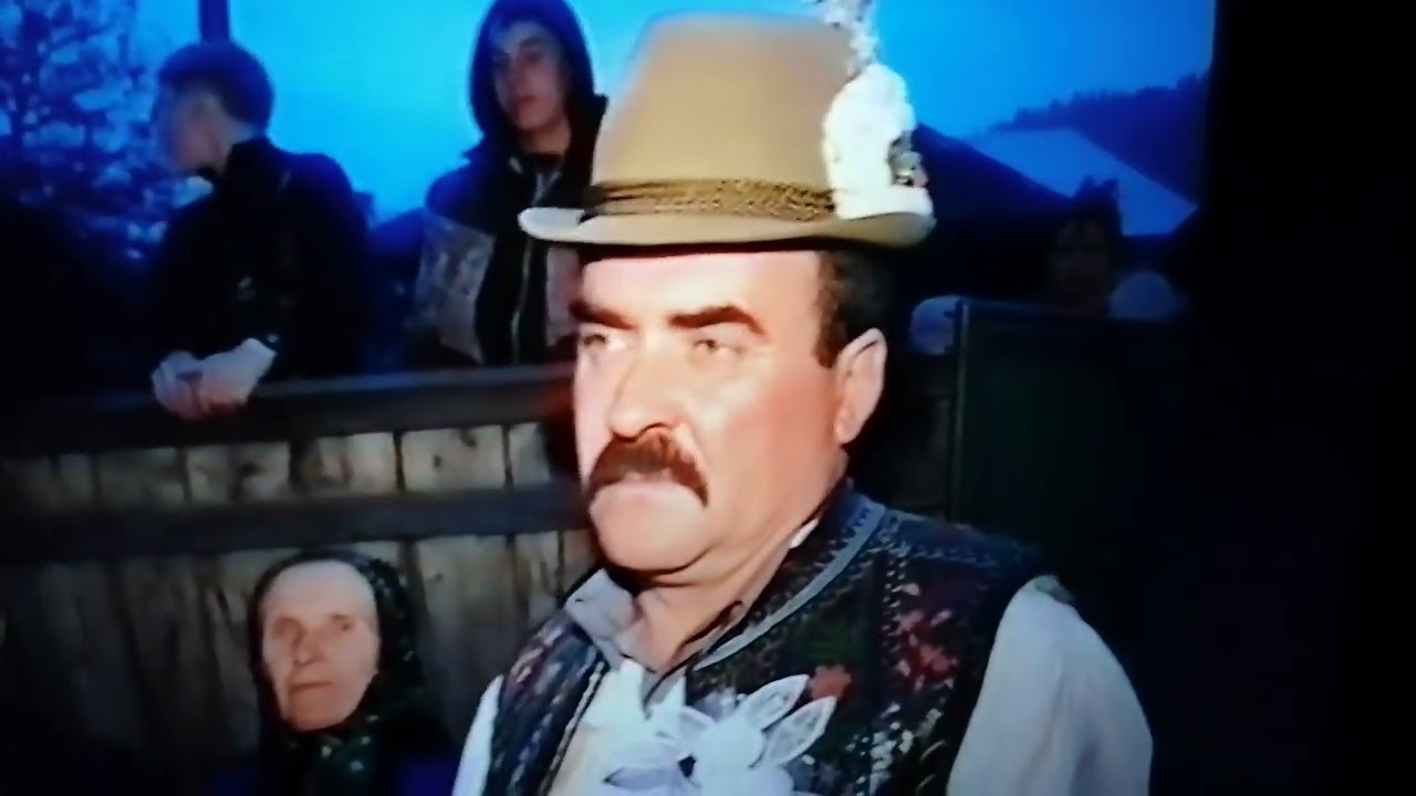 Nunta Axuc Vasile Si Maria 6 11 2004 Poienile De Sub Munte Maramureș (4)