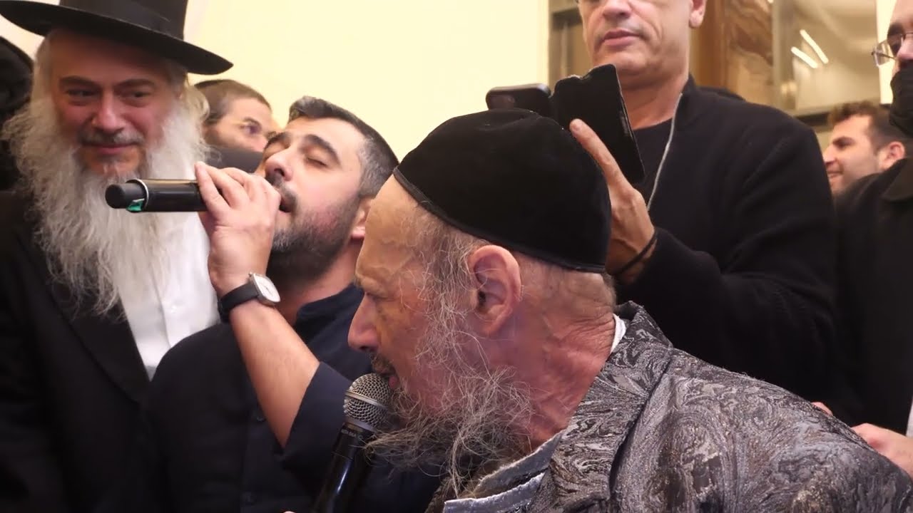 רב קוק שלט"א עם ישי ריבו