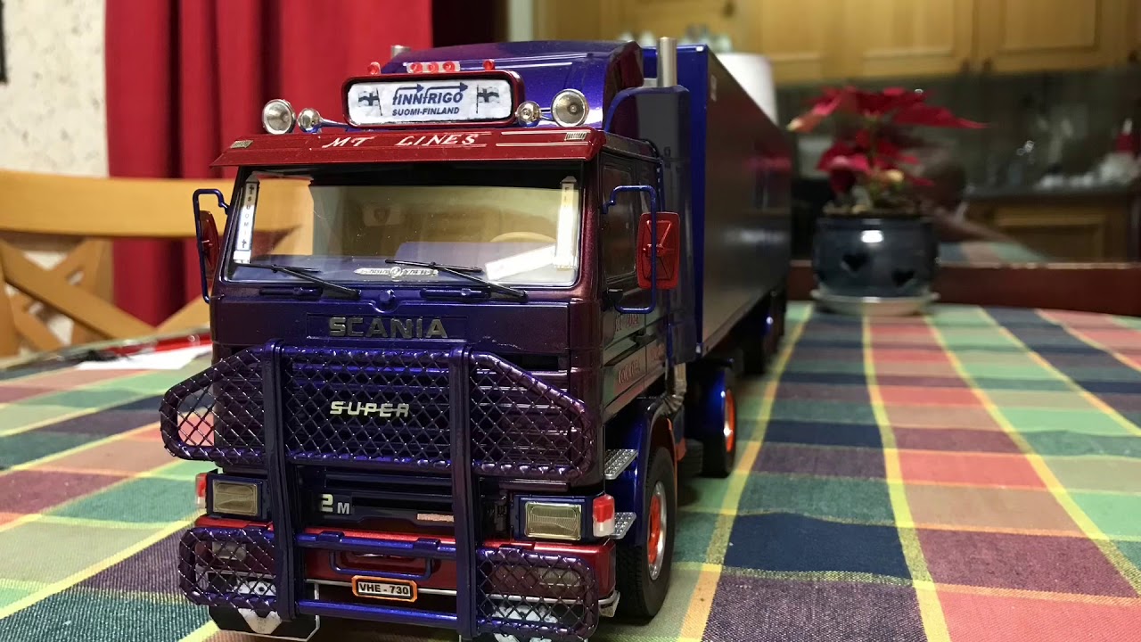 Italeri Scania 142 with reefer trailer by TideTrucks