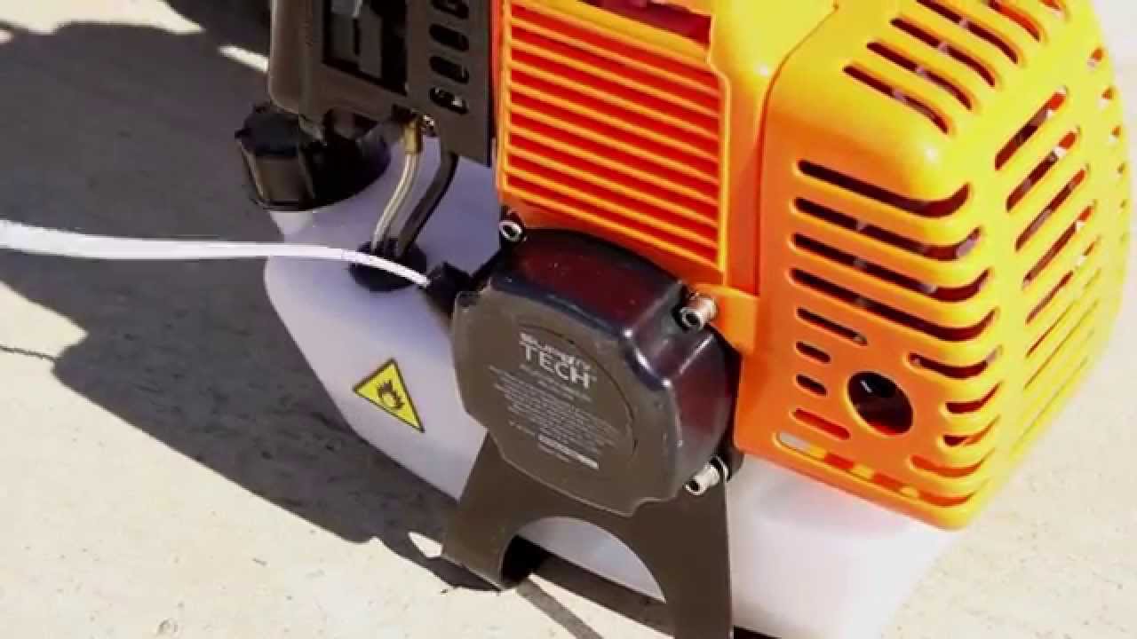 Ro&ccedil;adeira &agrave; Gasolina 52cc da Super Tech