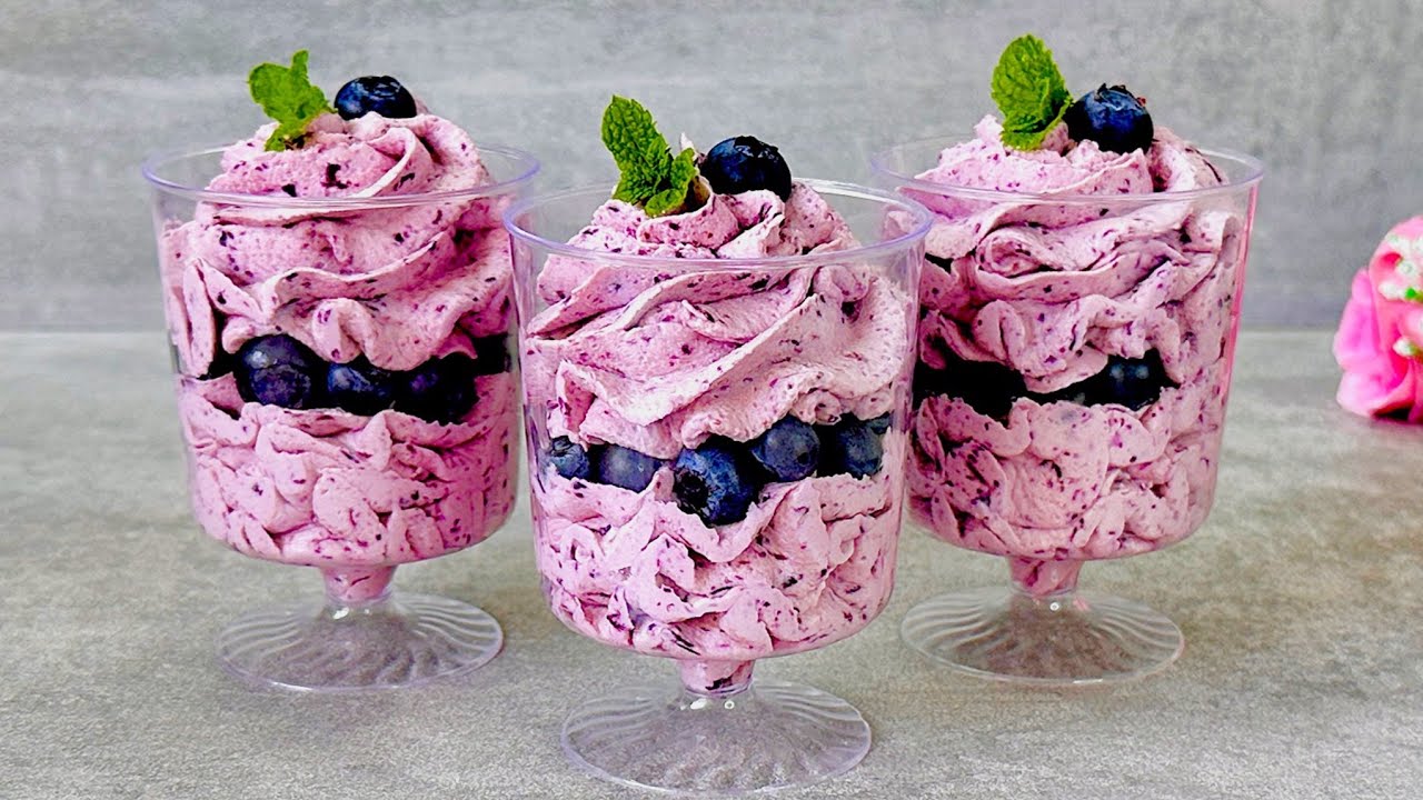 Рецепт мусса из черники и белого шоколада. Всего 3 ингредиента. Легко и Вкусно!