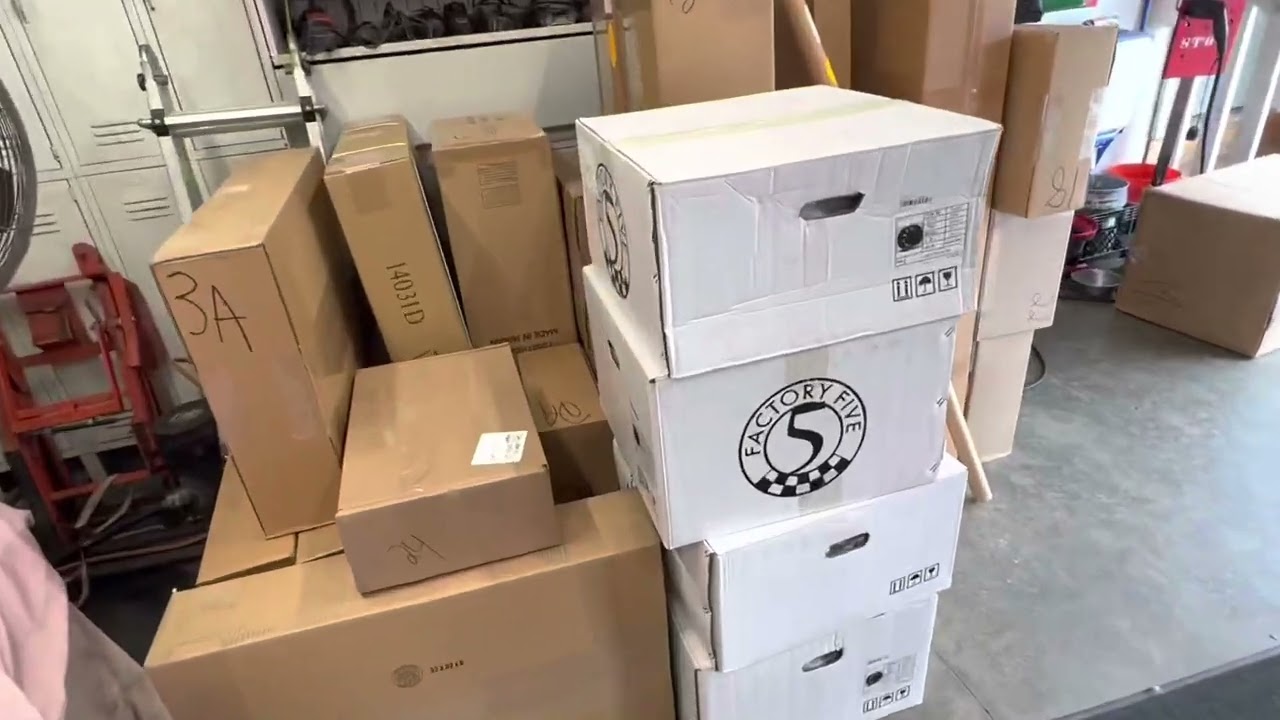Shelby Cobra Replica Build part 18 Factory Five MK4 arrives