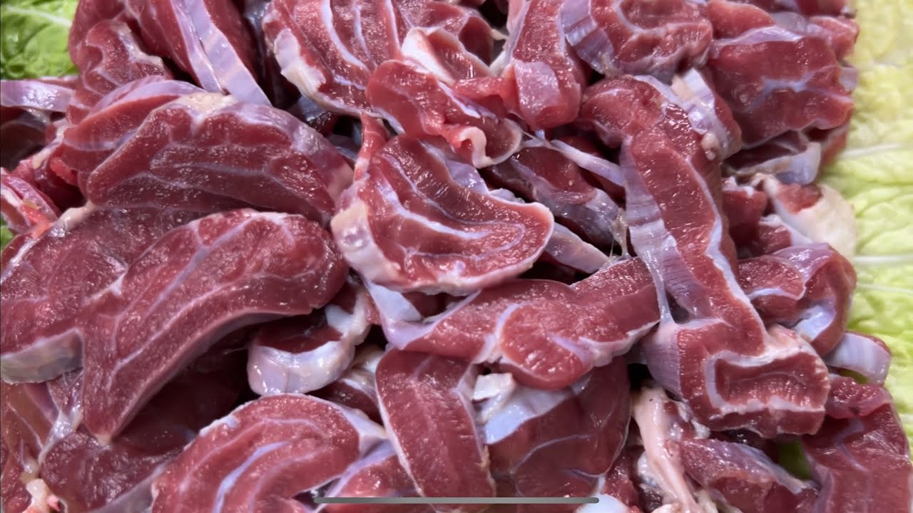 Lẩu Trâu Đặc Biệt Của Ông Trùm Trâu Chó Linh Đàm | Hà Còi