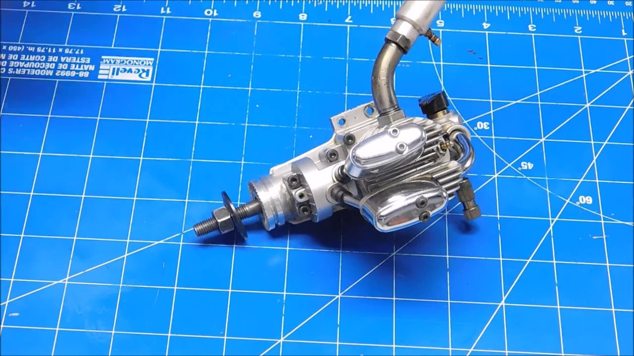 Saito FA-56 A Look Inside part 1