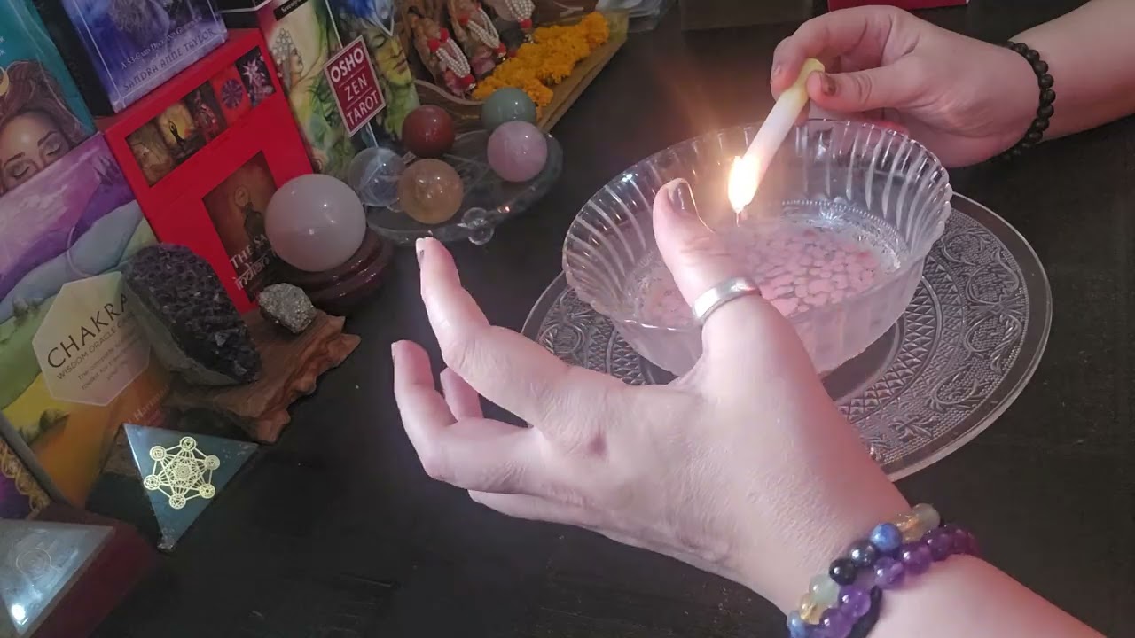 Candle wax reading 💕 What the person you&rsquo;re thinking of thinks about you ✨️ 😇timeless