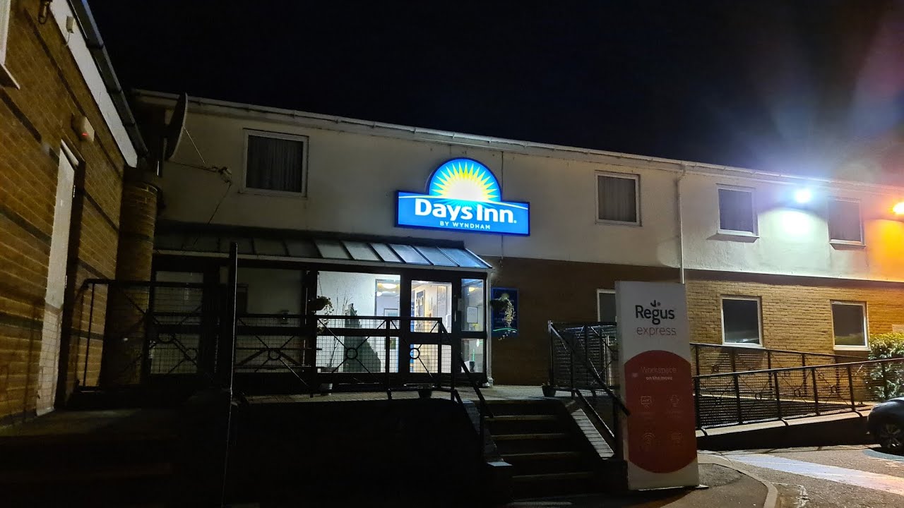 Days inn Watford Gap Roadchef - Would You Stay Here?