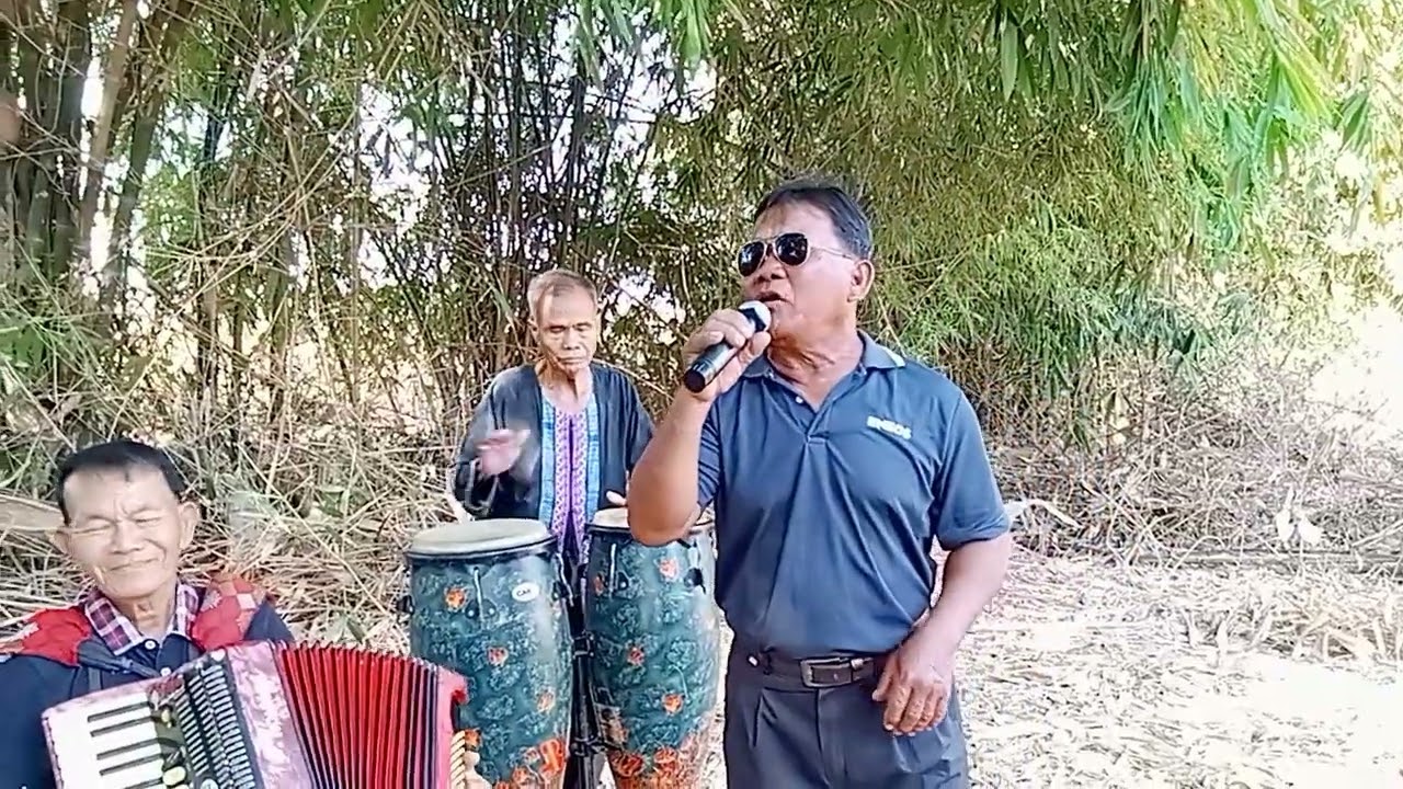 🪘🪘แม่ค้าขายแตง  #ครูน้อยแฟมรี่  #เพลงดังในอดีต  #เพลงเก่า 