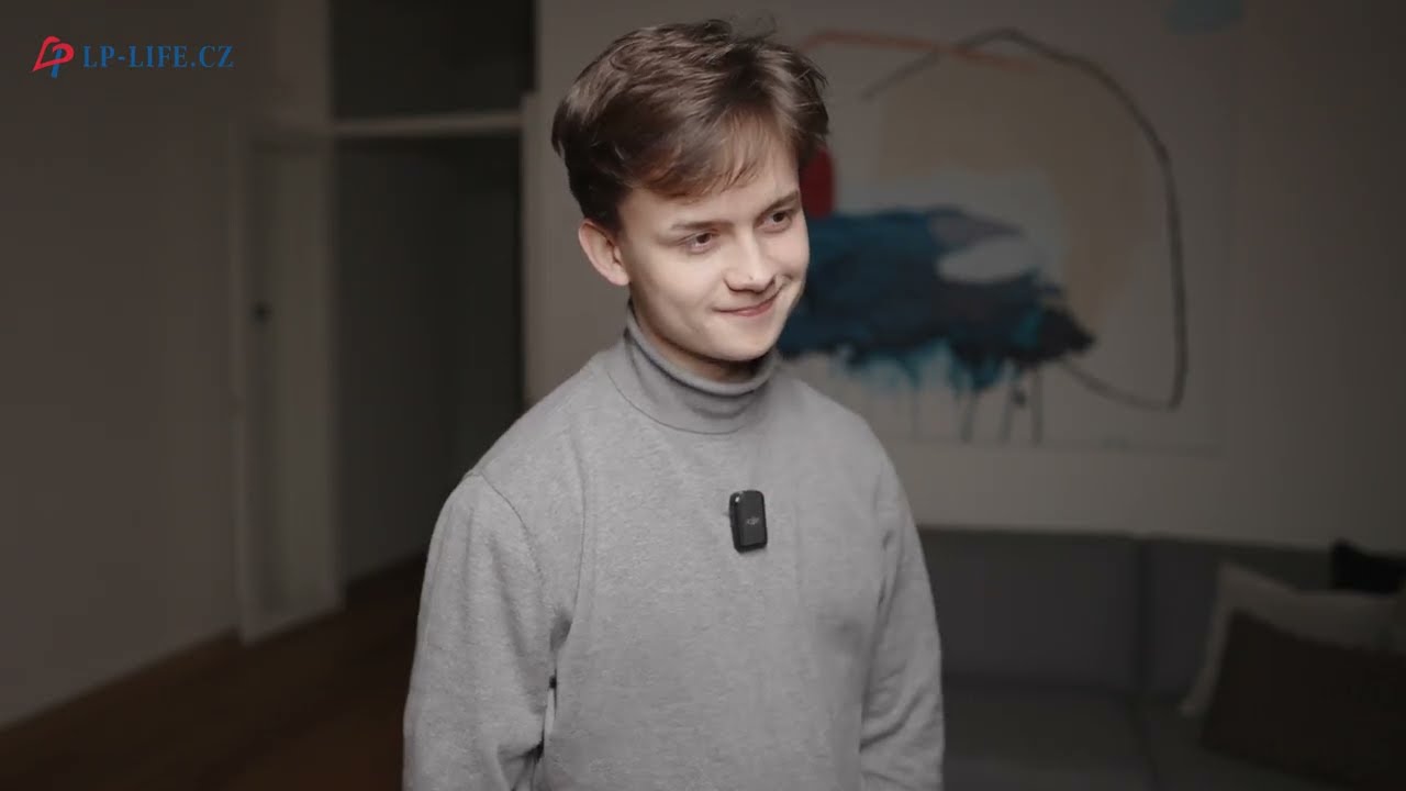 Dítě ve škole si vybralo sériového vraha, říká herec Maxmilián Kocek z Metody Markovič