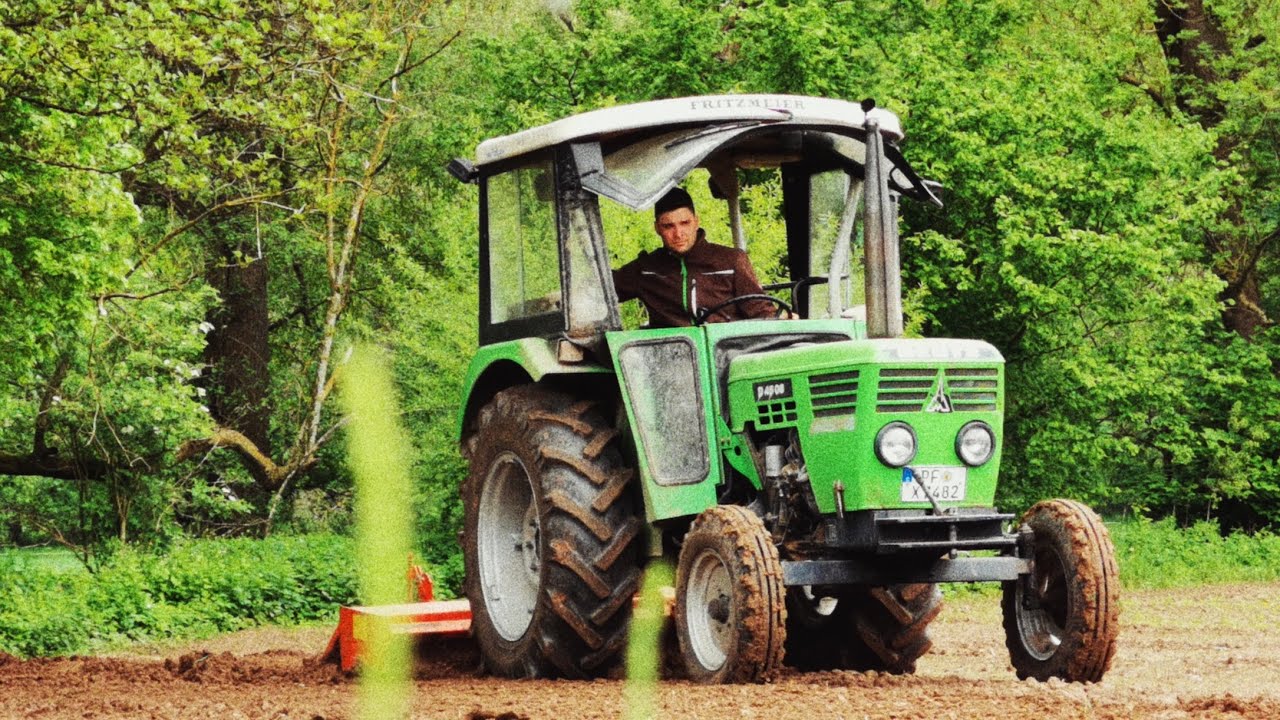 Deutz 4506 mit Howard Bodenfräse