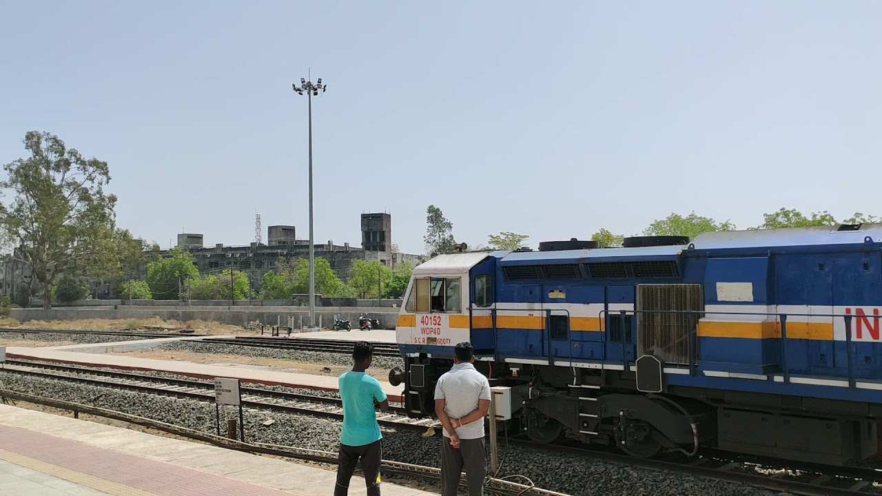 Himmatnagar to Dungarpur trial locomotive is going 🚂🚋🚋🚋🚋