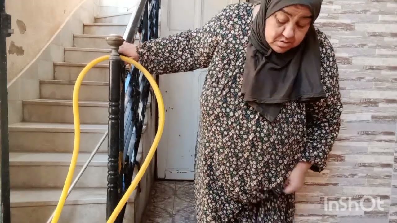 أصعب الأمور بدايتها وانا البدايه صعيبة شوية مع حماتي (انشاء الله اخرتها رضاها) 
