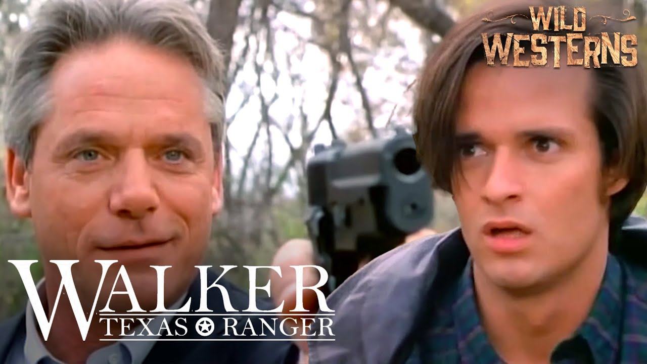 Walker, Texas Ranger | Corrupt FBI Agents Frame An Innocent Man For Murder! | Wild Westerns