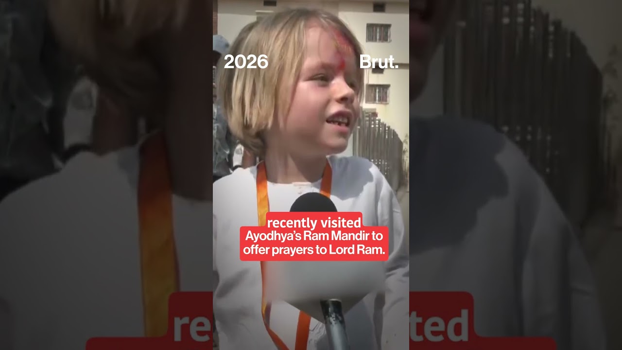 Познакомьтесь с маленьким немецким мальчиком, который произвел фурор в храме Рама в Айодхье...