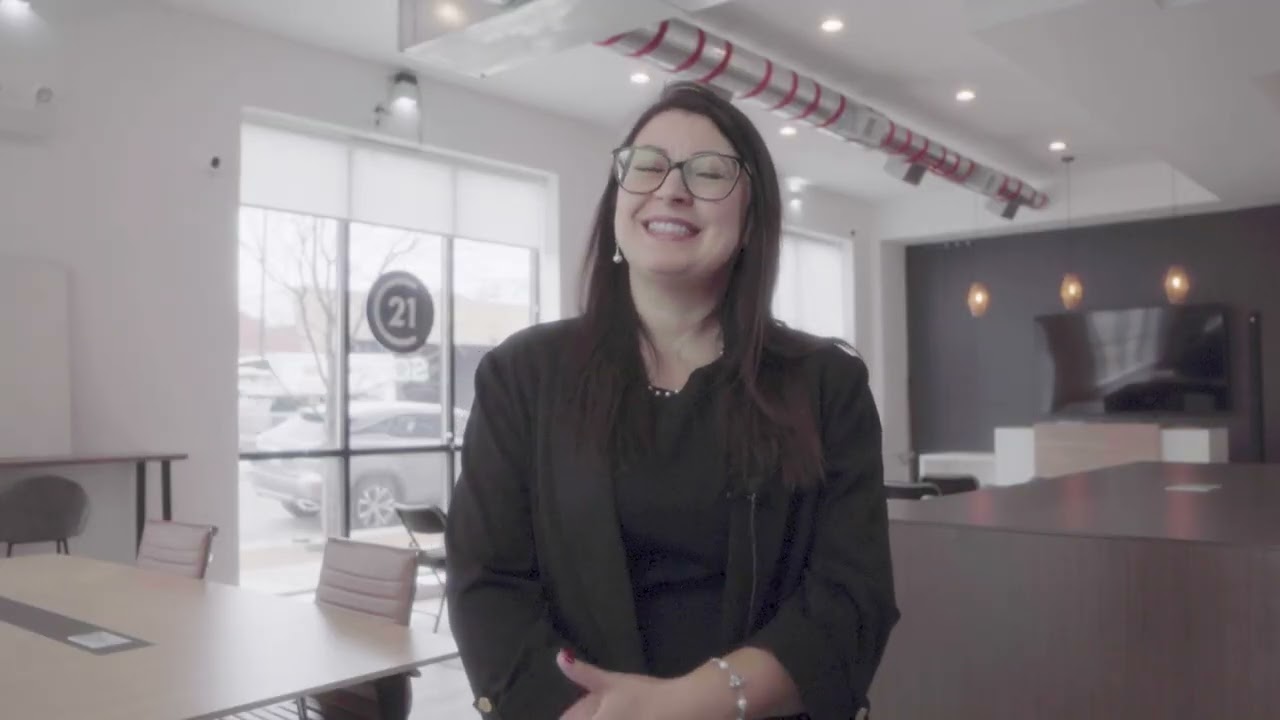 Meet Luminita Ispas – 15 Years of Service-Driven Excellence at Century 21 SGR