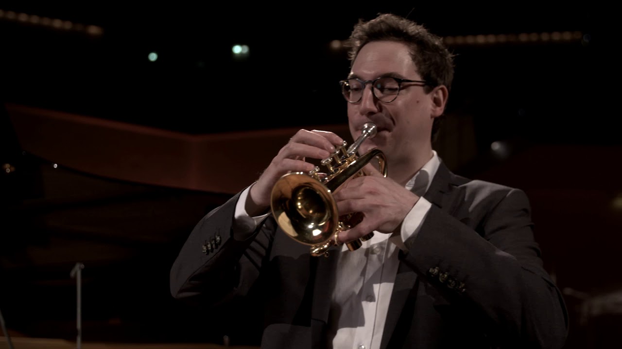 Duo Schoch-Höricke plays J.S.Bach Sonata 1st mov: Andre Schoch, trumpet; Friedrich Höricke, piano