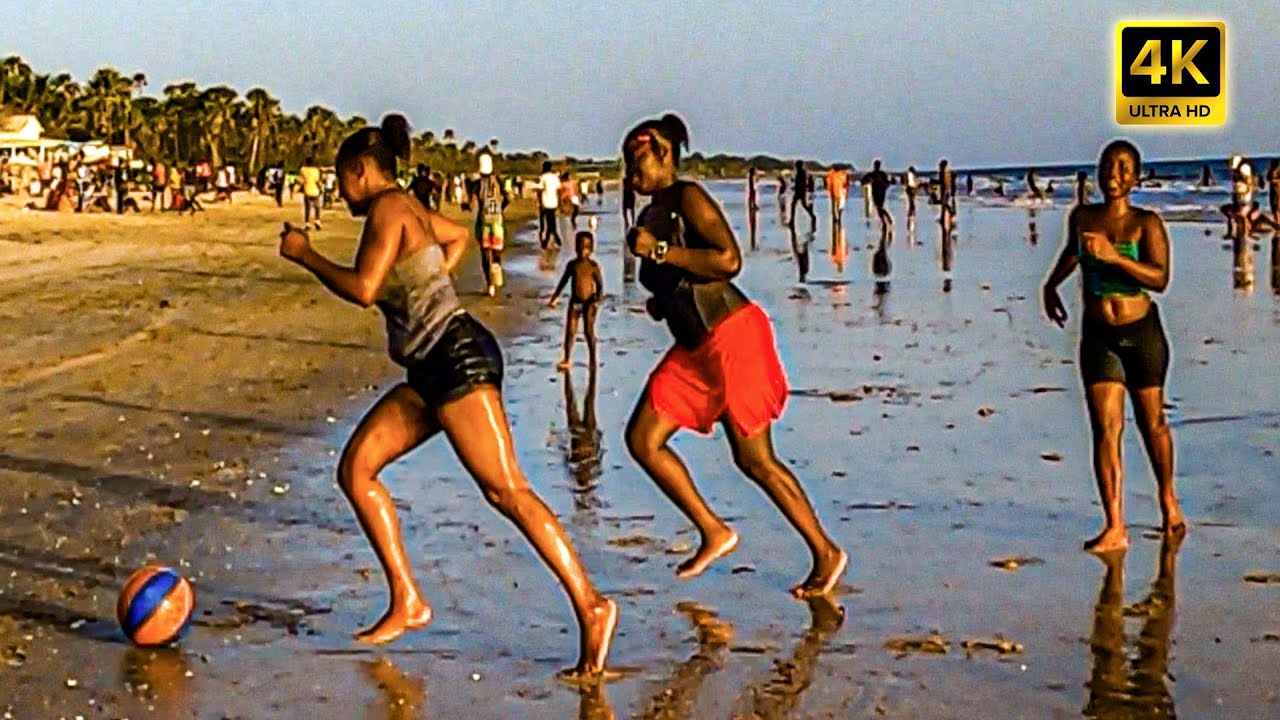 🇬🇲Gambian Girls Playing Football at the beach