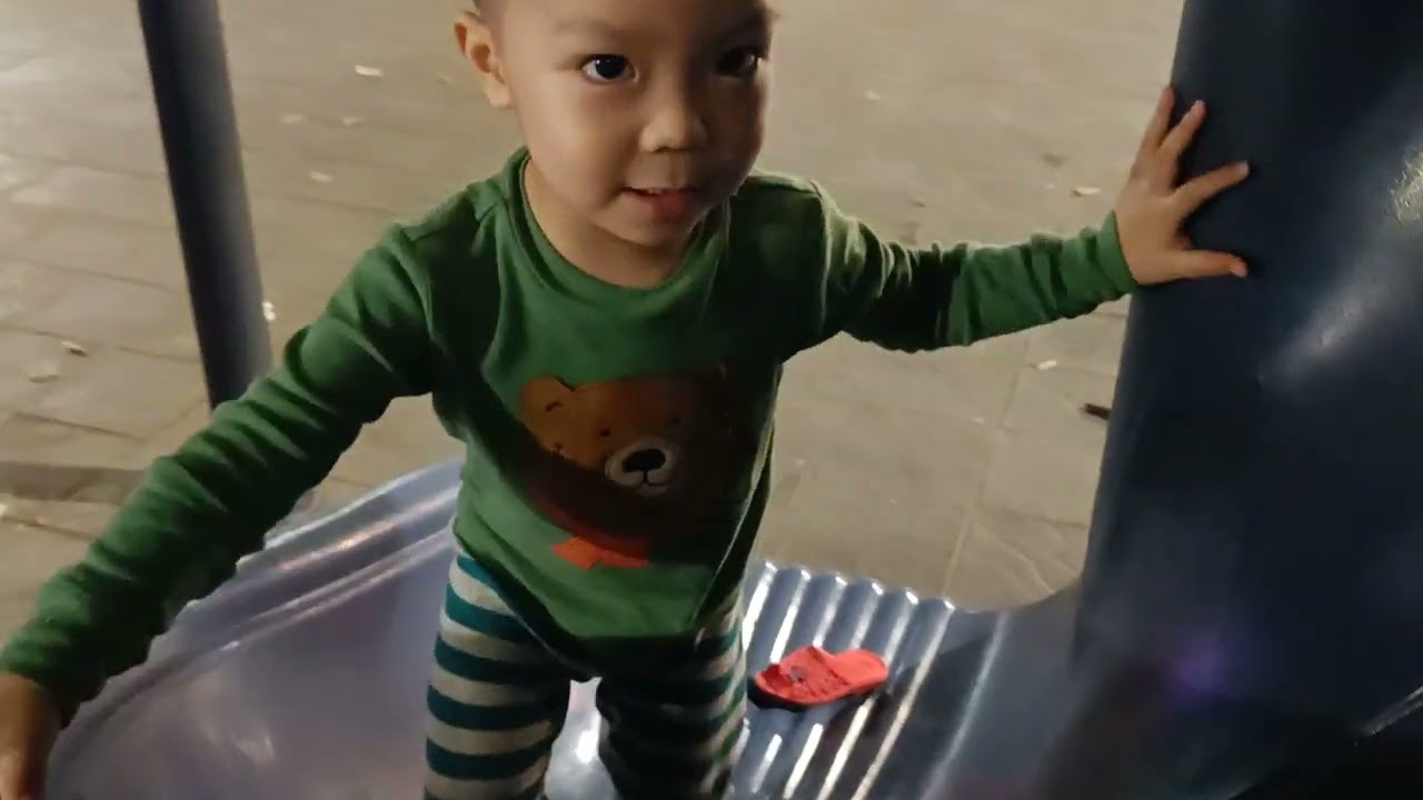 Cho con chơi thêm một tý