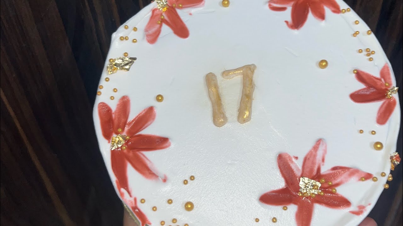 The Yummy Mummy Cakes is live pallet knife painting cake design