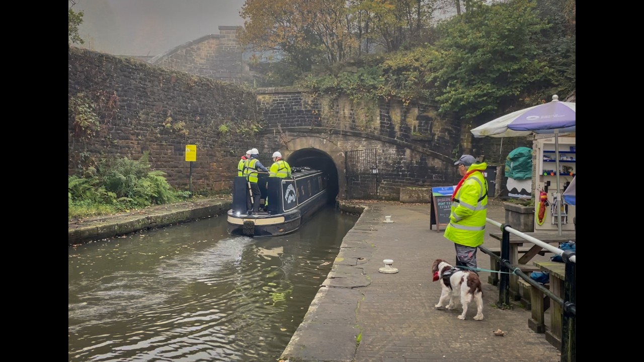 E29 || We take our Narrowboat through the Longest, Highest & Deepest Canal Tunnel in the Country