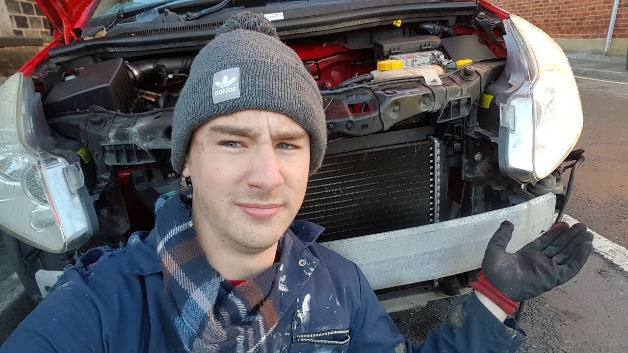 Замена лампочек Corsa D + снятие бампера