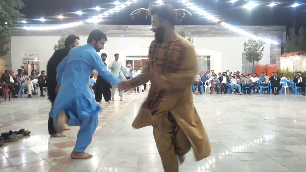 اتن جوانان اسحاقزیی مقیم مشهد