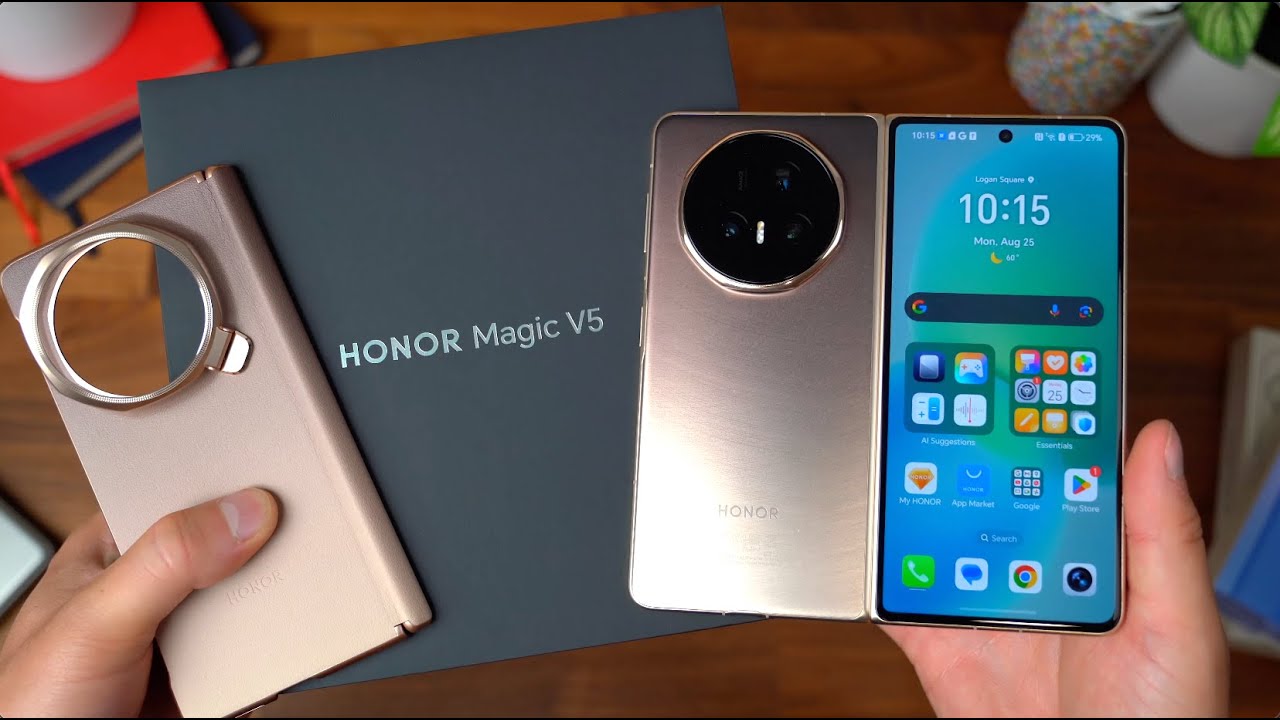 Honor Magic V5 Unboxing and Hands On!