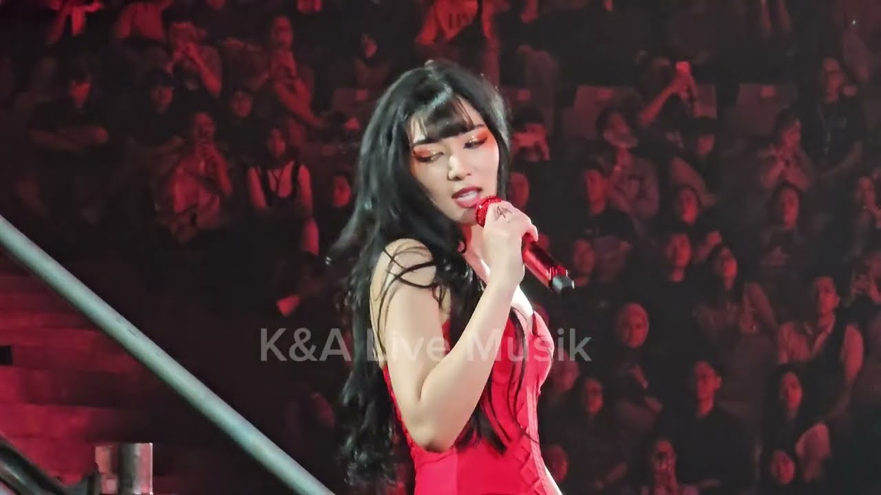 Isyana Sarasvati ft Afgan & Mahalini Live Lost in Harmonyat Istora Senayan 2024