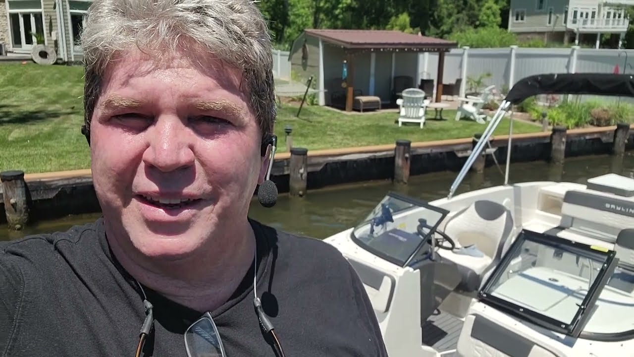 Bayliner VR6 Walkthrough