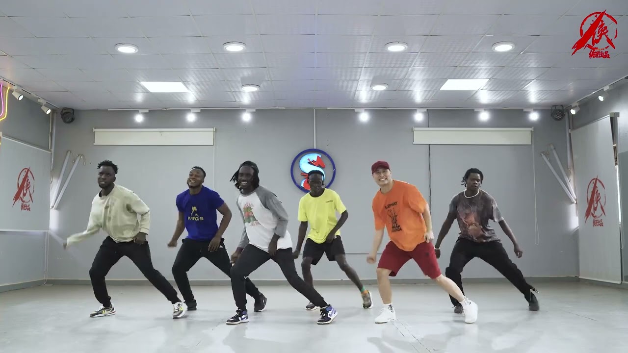 [Beginners Dance Workout] Kesha   TiK ToK|Sino Afro Dance Workout|Easy Dance Fitness，Zumba