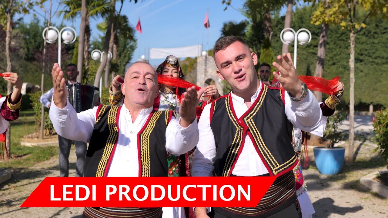 Astrit Belba & Egli Belba - Gjëmoni ju lodra