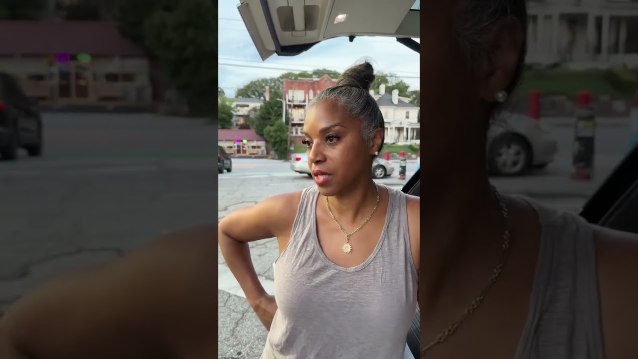 When Rolonda and the Handyman run into her ex dealer!
