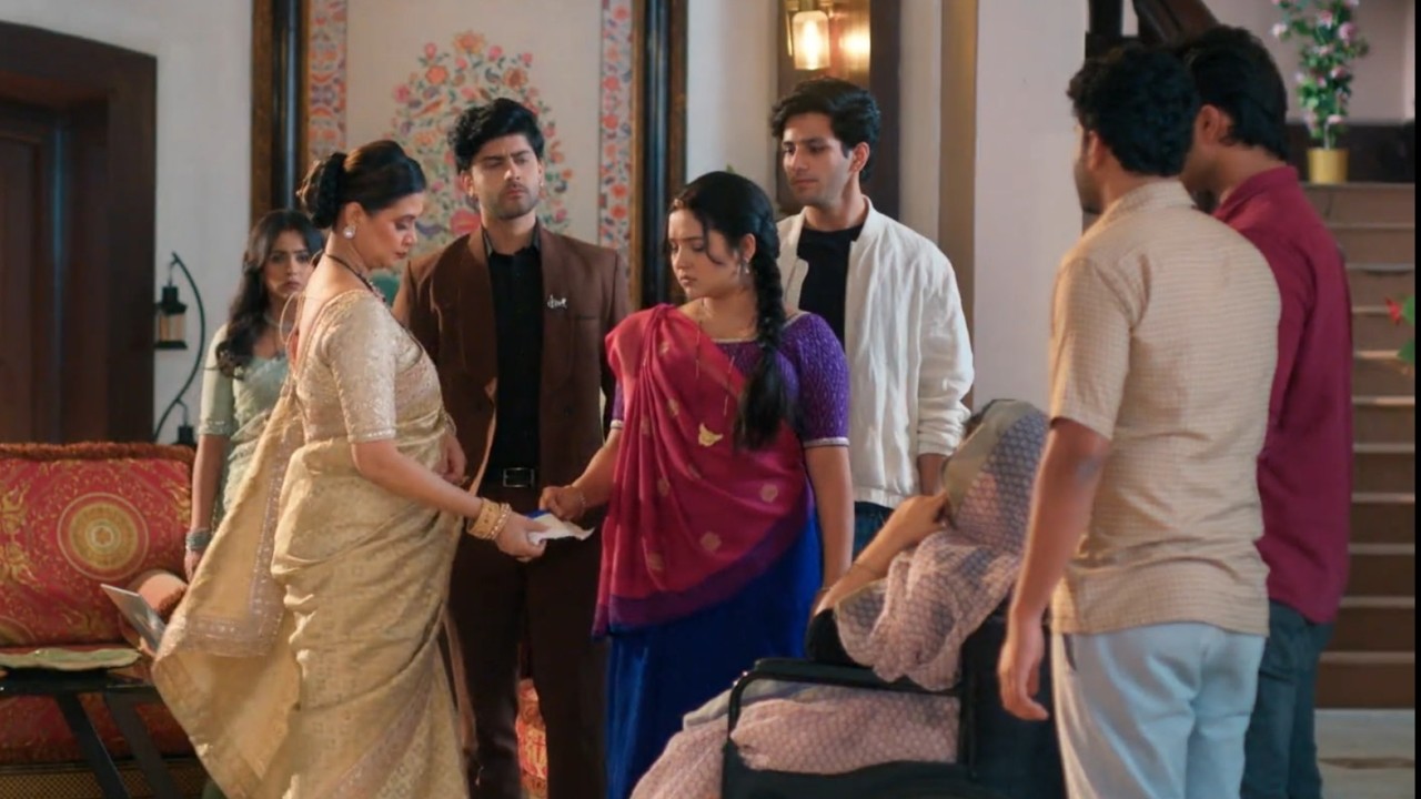Vasudha 26 February today Full episode twist | Vasudha exposed Karishma's Plan again