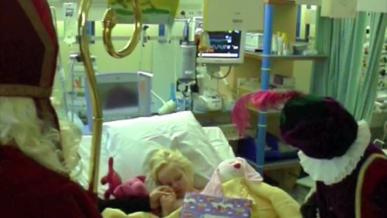 Pieten op de Kinder IC en de poli kindergeneeskunde