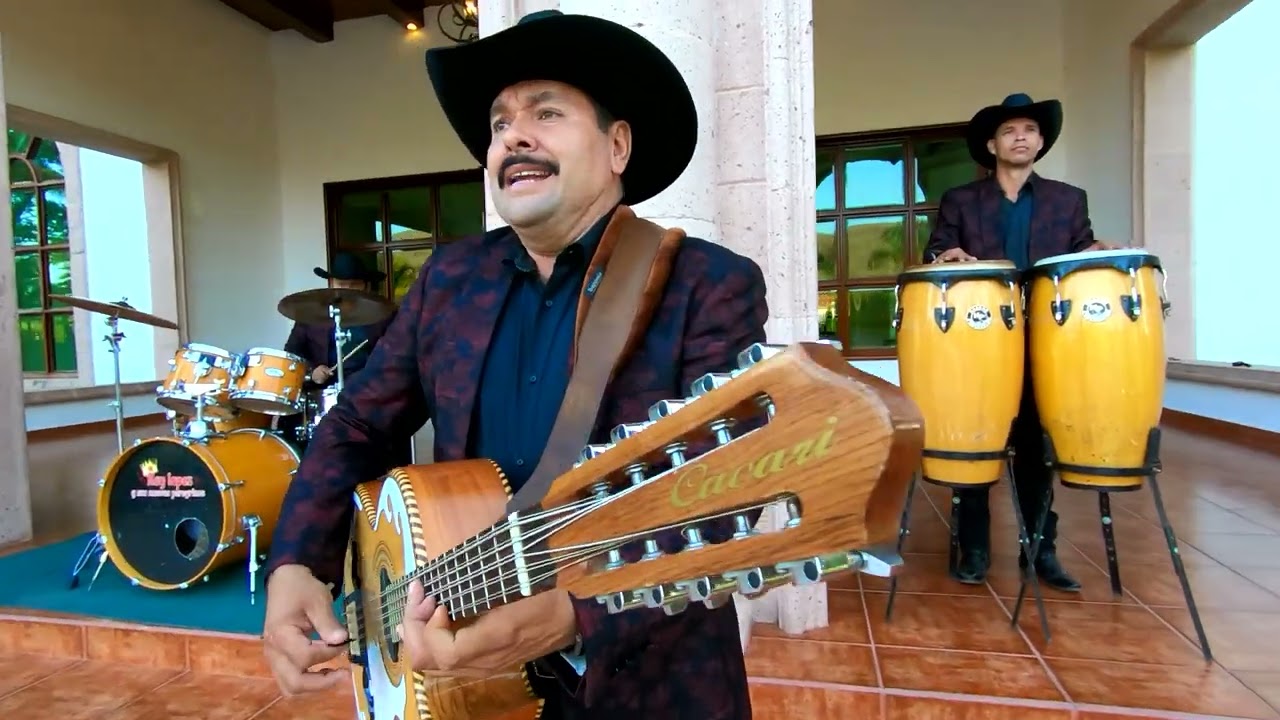 Rey Lopez Y Sus Nuevos Peregrinos -