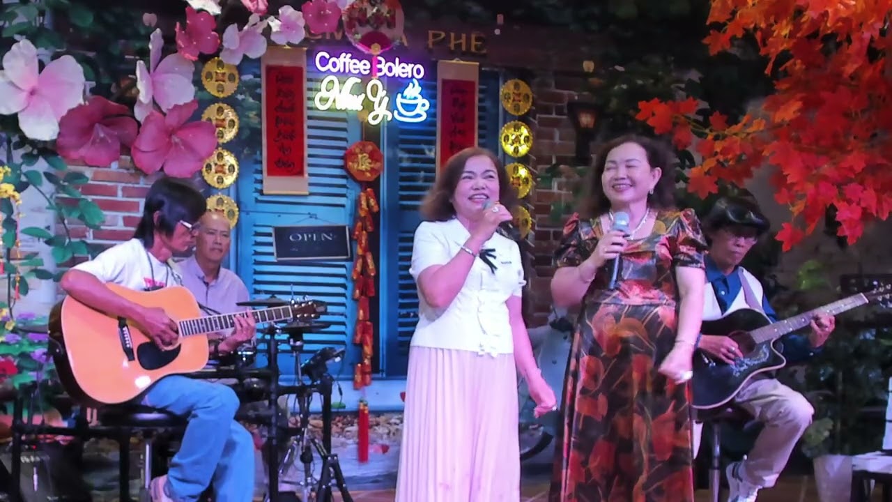 Chàng là ai  -  Sáng tác: Nguyễn Hữu Thiết  - Trình bày: Bùi Gẩm & Nguyễn Điệp