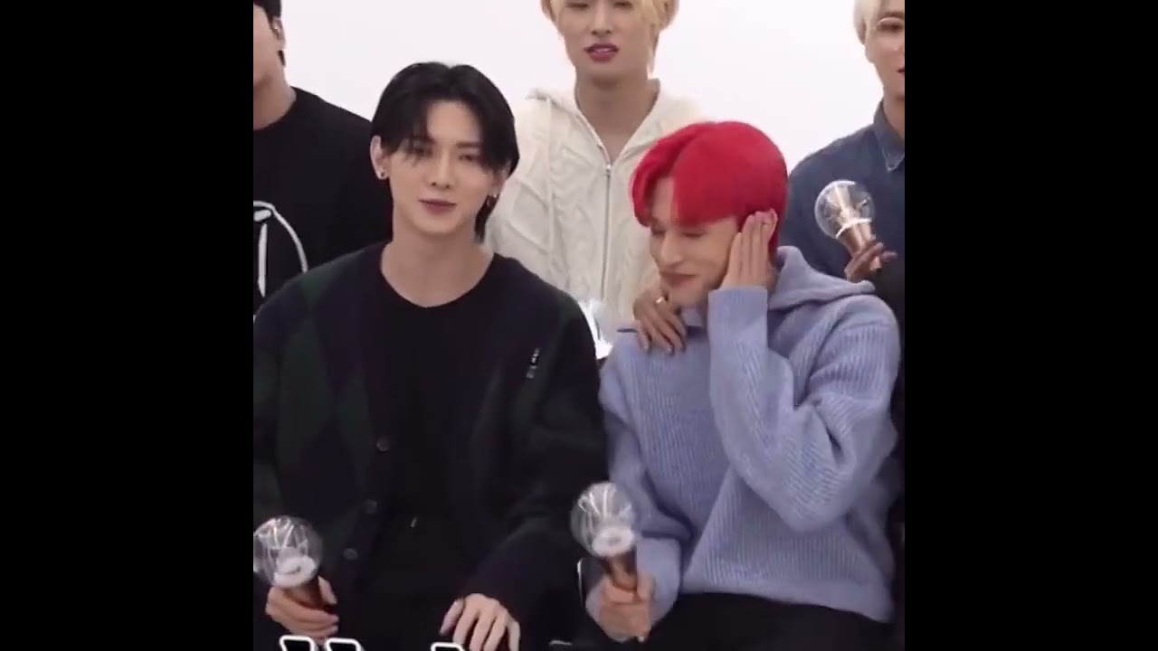 the way Yeosang panic when Woo almost kiss him 😭 
