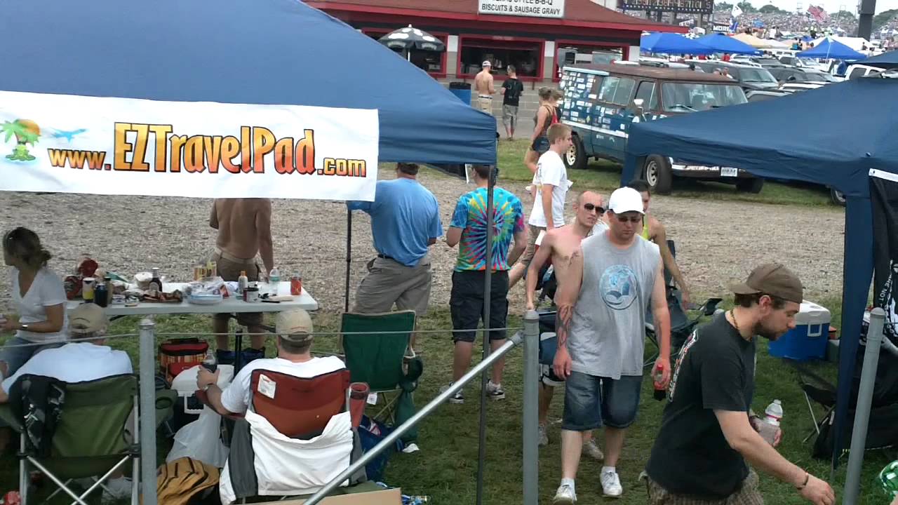 Scenes from 2011 Indy 500