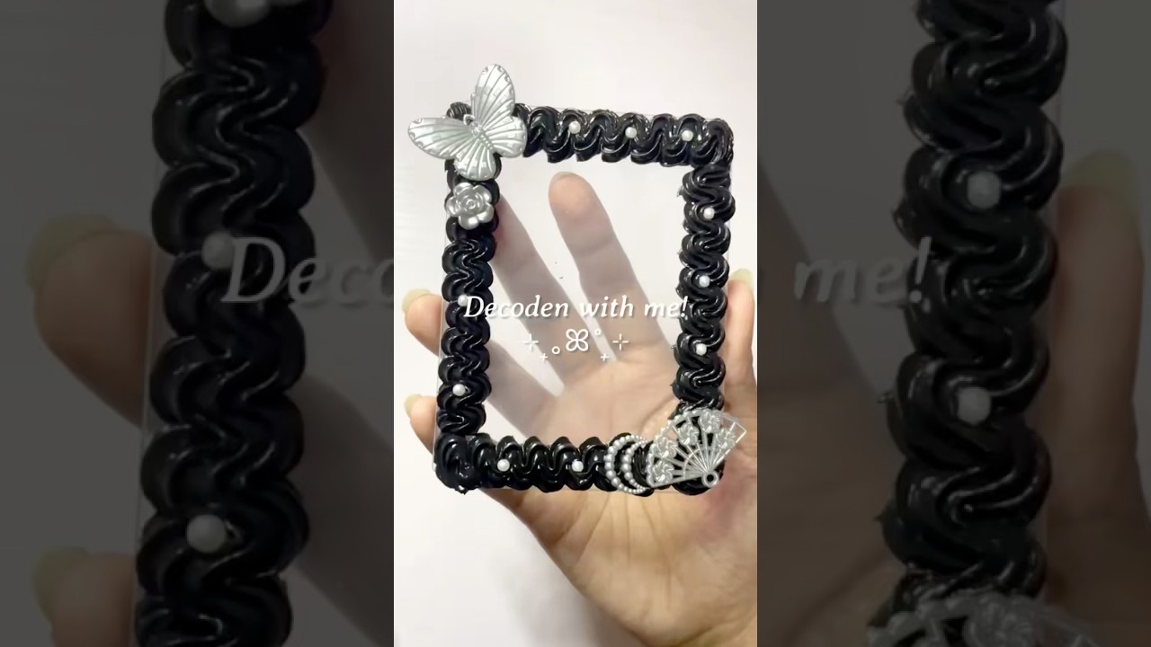 Decoden a toploader with me! 🦢🖤