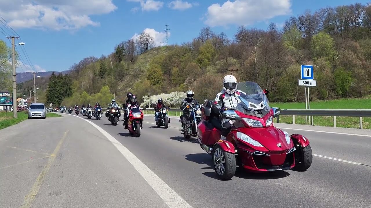 Otvorenie MOTO sez&oacute;ny Horn&aacute; Nitra, Bojnice - Handlov&aacute; 2023 4K časť 1.