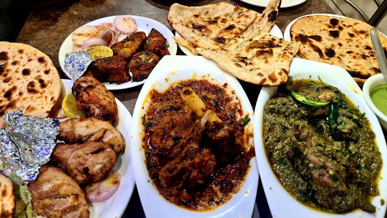 KHURANA KI TAWA FISH FRY KE SAATH TAWA MEAT AUR PUDINA CHICKEN. Indian Food